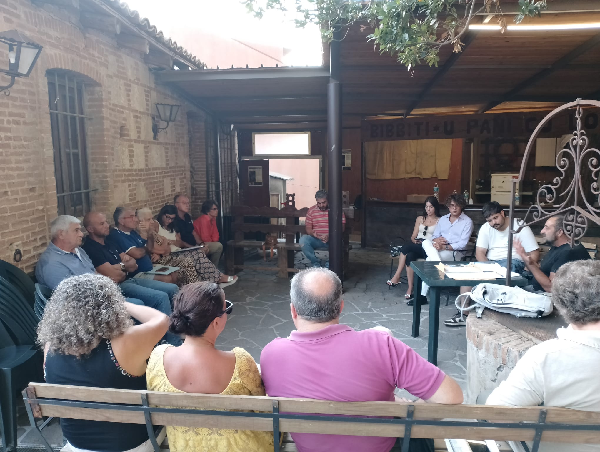 Foto 5 Foto 5